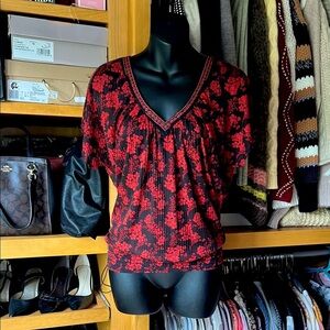 AMERICAN RAG double V neck top